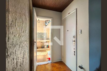Entrada de apartamento para alugar com 3 quartos, 100m² em Tijuca, Rio de Janeiro