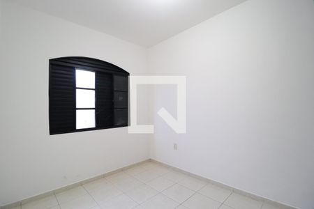 Quarto 2 de casa para alugar com 4 quartos, 250m² em Jardim das Palmeiras, Uberlândia