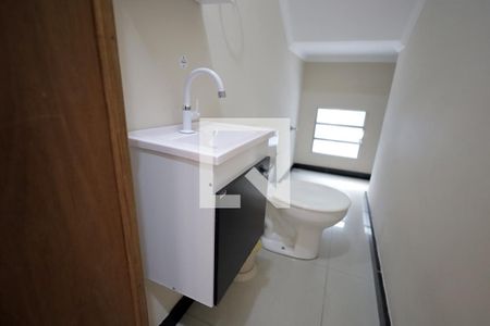 Banheiro 1 de casa para alugar com 3 quartos, 185m² em Jardim Las Vegas, Santo André