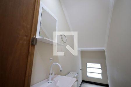 Banheiro 1 de casa para alugar com 3 quartos, 185m² em Jardim Las Vegas, Santo André