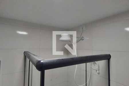 Banheiro de apartamento para alugar com 1 quarto, 32m² em São José, São Caetano do Sul