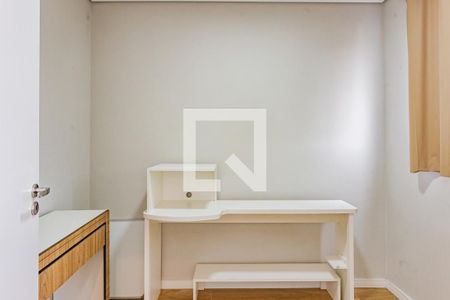 Quarto 1 de apartamento para alugar com 2 quartos, 32m² em Vila Moraes, São Paulo