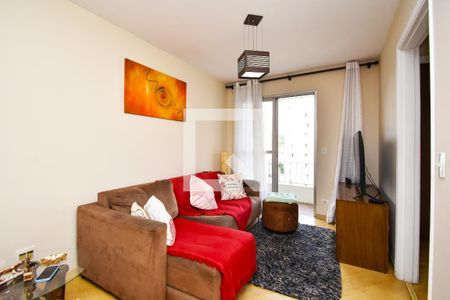 Sala de estar de apartamento à venda com 2 quartos, 68m² em Vila Madalena, São Paulo