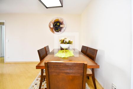 Sala de jantar de apartamento à venda com 2 quartos, 68m² em Vila Madalena, São Paulo