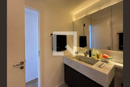 Banheiro de apartamento para alugar com 1 quarto, 44m² em Barra, Salvador