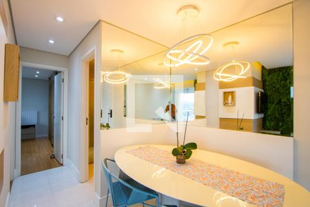 Sala de apartamento à venda com 2 quartos, 53m² em Vila Alzira, Santo André