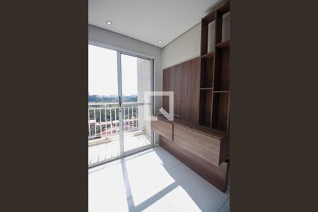 Sala de apartamento para alugar com 3 quartos, 57m² em Vila Pirajussara, São Paulo