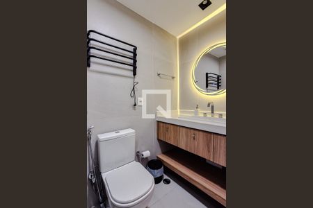 Banheiro de kitnet/studio à venda com 1 quarto, 25m² em Perdizes, São Paulo