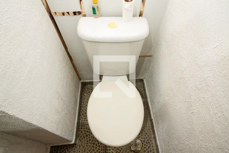 Lavabo de casa de condomínio para alugar com 2 quartos, 70m² em Jardim Petropolis, Cotia