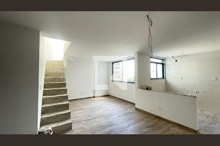 Sala de apartamento à venda com 2 quartos, 68m² em Vila Isabel, Rio de Janeiro