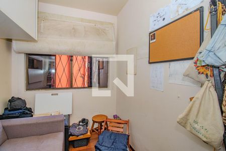 Quarto 1 de casa à venda com 2 quartos, 300m² em Jardim do Salso, Porto Alegre