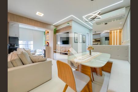 Sala de apartamento à venda com 2 quartos, 64m² em Centro, Osasco