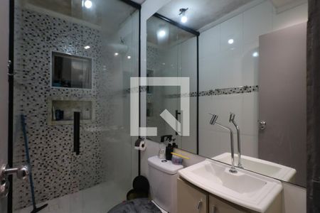 Banheiro 1 de casa à venda com 3 quartos, 90m² em Vila Nogueira, Diadema