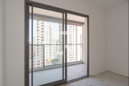 Quarto de kitnet/studio à venda com 1 quarto, 25m² em Jardim das Acacias, São Paulo