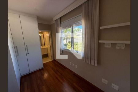 Casa à venda com 4 quartos, 260m² em Swiss Park, Campinas