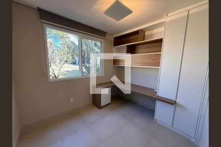 Casa à venda com 4 quartos, 260m² em Swiss Park, Campinas
