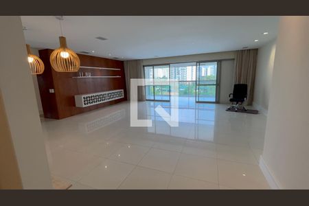 Sala de apartamento para alugar com 4 quartos, 260m² em Barra da Tijuca, Rio de Janeiro