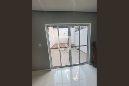 Casa à venda com 2 quartos, 120m² em Jardim Cidalia, São Paulo