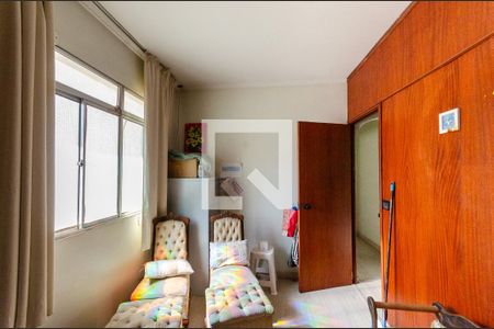 Quarto 1 de casa à venda com 5 quartos, 201m² em Vila Palmeiras, São Paulo