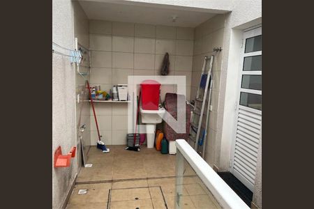 Casa à venda com 3 quartos, 200m² em Cambuci, São Paulo