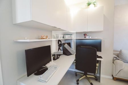 Sala de apartamento à venda com 2 quartos, 52m² em Chora Menino, São Paulo