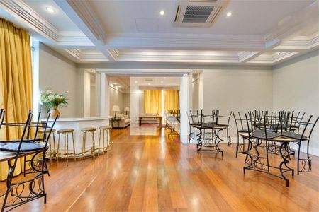 Apartamento à venda com 4 quartos, 216m² em Real Parque, São Paulo
