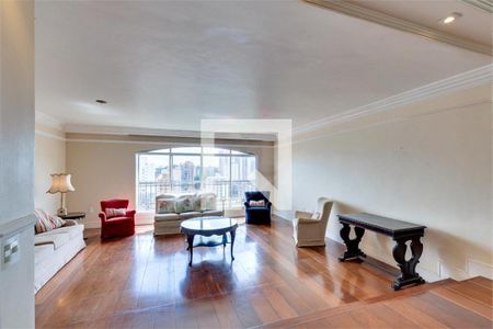 Apartamento à venda com 4 quartos, 216m² em Real Parque, São Paulo