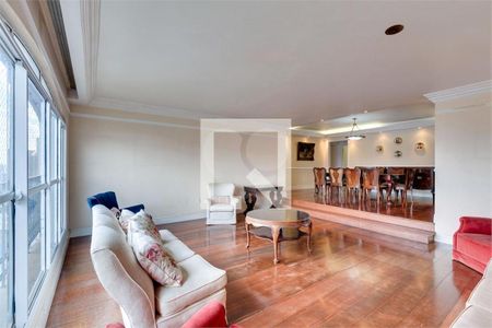Apartamento à venda com 4 quartos, 216m² em Real Parque, São Paulo