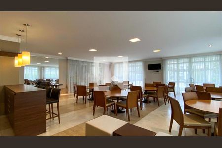 Apartamento à venda com 4 quartos, 258m² em Sumaré, São Paulo