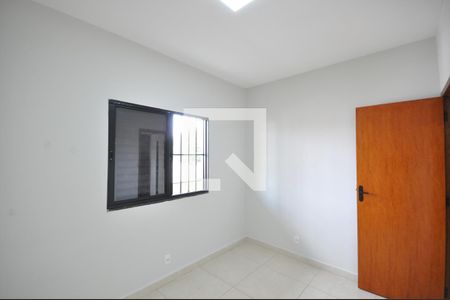 Quarto 1 de apartamento para alugar com 2 quartos, 47m² em Parque Edu Chaves, São Paulo