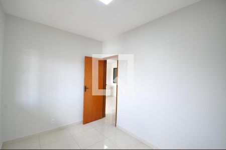 Quarto 1 de apartamento para alugar com 2 quartos, 47m² em Parque Edu Chaves, São Paulo