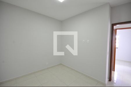 Quarto 2 de apartamento para alugar com 2 quartos, 47m² em Parque Edu Chaves, São Paulo