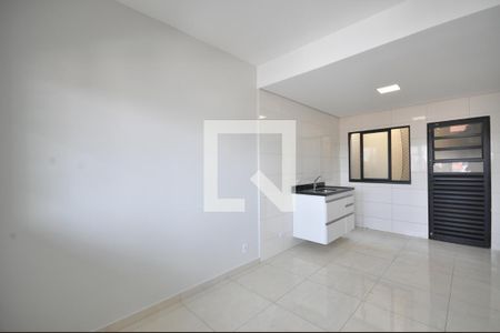 Sala de apartamento para alugar com 2 quartos, 47m² em Parque Edu Chaves, São Paulo
