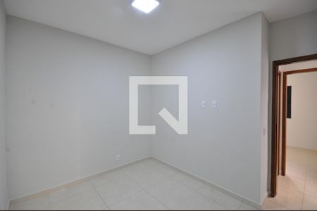 Quarto 2 de apartamento para alugar com 2 quartos, 47m² em Parque Edu Chaves, São Paulo