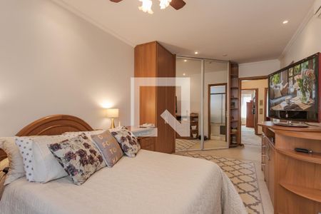 Suíte de casa à venda com 4 quartos, 181m² em Jardim Sabará, Porto Alegre