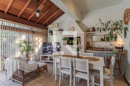 Sala de casa à venda com 4 quartos, 181m² em Jardim Sabará, Porto Alegre