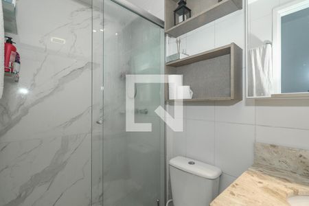 Banheiro da Suíte de apartamento à venda com 3 quartos, 64m² em Passo das Pedras, Porto Alegre