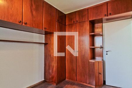 Quarto 1 de apartamento para alugar com 2 quartos, 54m² em Piqueri, São Paulo