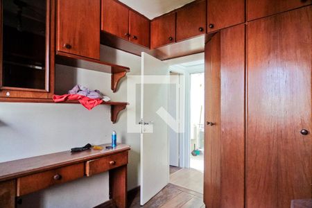 Quarto 2 de apartamento para alugar com 2 quartos, 54m² em Piqueri, São Paulo