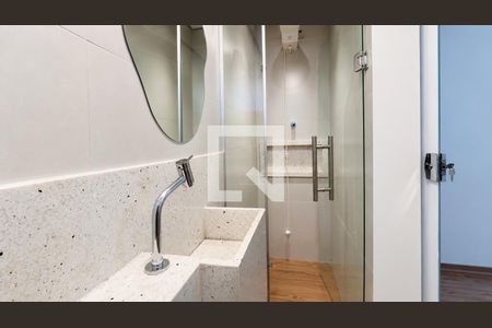 Banheiro de apartamento para alugar com 2 quartos, 70m² em São Gabriel, Belo Horizonte