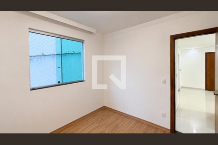 Quarto de apartamento para alugar com 2 quartos, 70m² em São Gabriel, Belo Horizonte