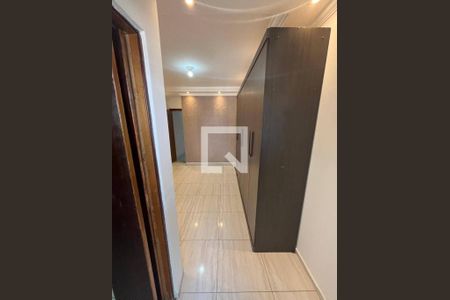 Quarto de casa à venda com 3 quartos, 120m² em Jardim Santa Teresinha, São Paulo