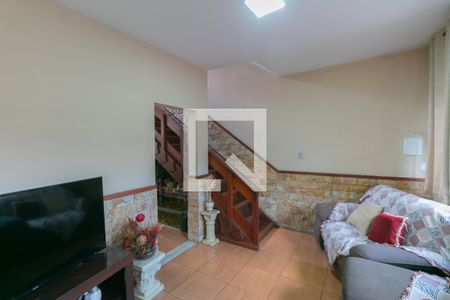 Casa à venda com 3 quartos, 168m² em Canaa, Belo Horizonte