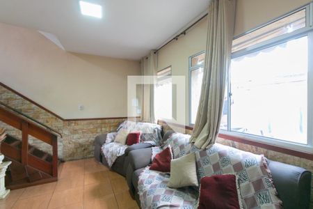 Casa à venda com 3 quartos, 168m² em Canaa, Belo Horizonte