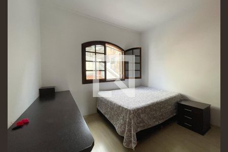 Casa à venda com 3 quartos, 250m² em Vila Nossa Senhora do Retiro, São Paulo