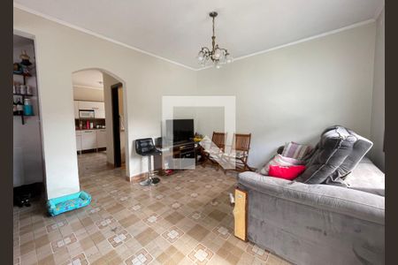 Casa à venda com 3 quartos, 250m² em Vila Nossa Senhora do Retiro, São Paulo