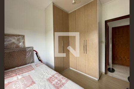 Casa à venda com 3 quartos, 250m² em Vila Nossa Senhora do Retiro, São Paulo