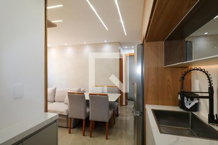 Cozinha e Área de Serviço de apartamento à venda com 2 quartos, 40m² em Vila Palmares, São Caetano do Sul