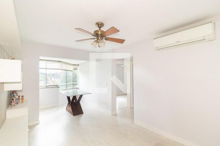 Sala de apartamento para alugar com 2 quartos, 67m² em Cristal, Porto Alegre