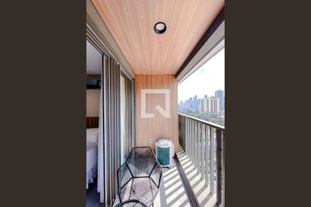 Varanda de kitnet/studio para alugar com 1 quarto, 26m² em Vila Regente Feijó, São Paulo